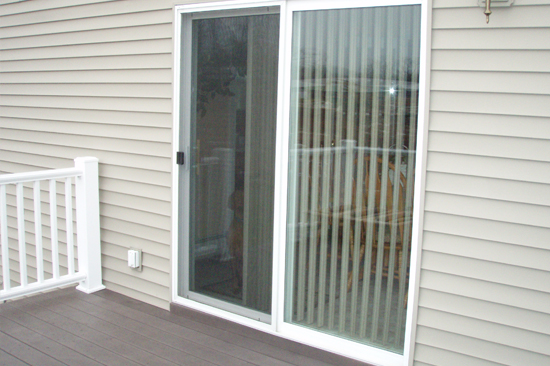 Valinda-screen-door-repair